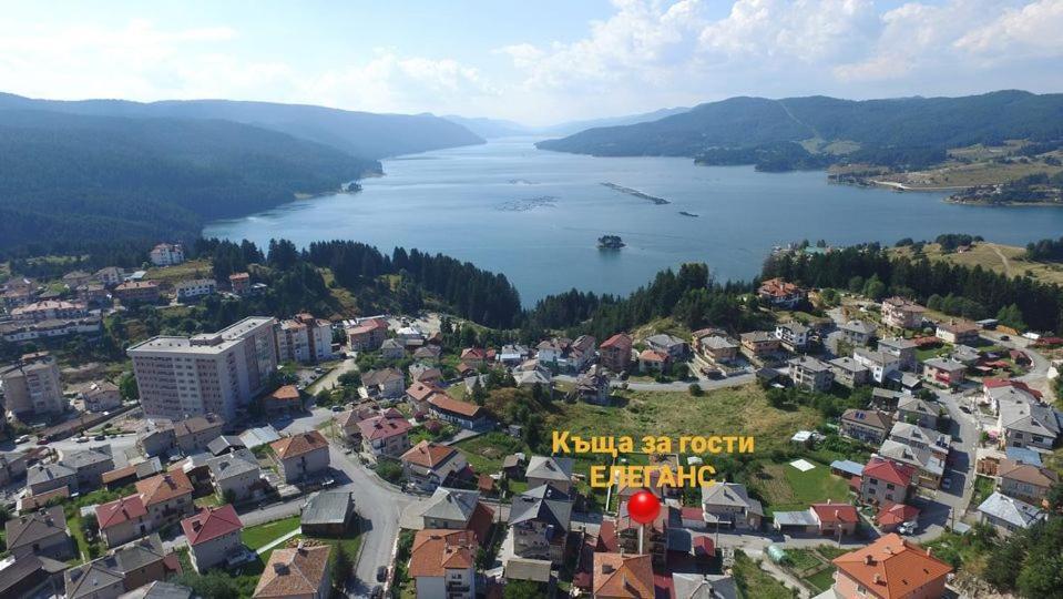 Елеганс Къща За Гости Доспат Экстерьер фото